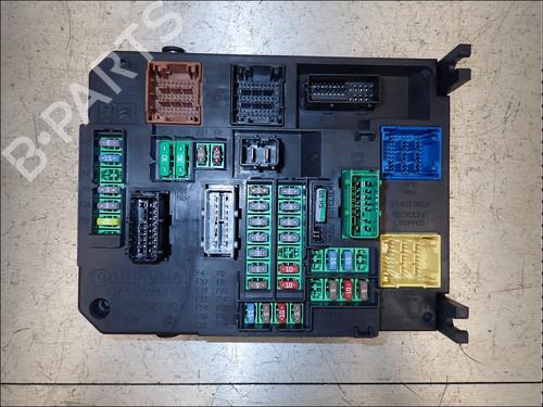 fuse-box-citroen-c4-ii-nc_-2009-34027085 main image