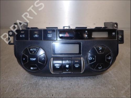 climate-control-toyota-rav-4-ii-_a2_-2000-2001-2002-2003-2004-2005-35719573 main image
