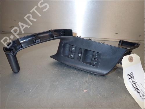 Used Left front window switch Left front window switch SEAT IBIZA IV (6J5, 6P1) 1.6 TDI (105 hp) 34030545 34030545