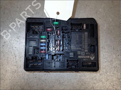 Used Fuse box Fuse box DACIA SANDERO III 1.0 TCe 90 (91 hp) 34034300 34034300