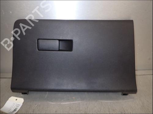 Guantera Guantera PEUGEOT 308 III (FB_, FH_, FP_, F3_, FM_) BlueHDi 130 (FBYHZL, FBYHZT) (131 hp) 35773312 35773312