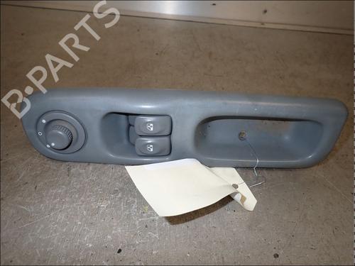 Used Left front window switch Left front window switch RENAULT TWINGO I (C06_) 1.2 16V (C06C, C06D, C06K) (75 hp) 34032451 34032451