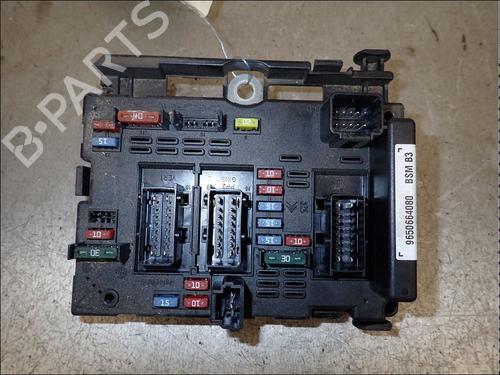 Used Fuse box Fuse box CITROËN XSARA (N1) 2.0 HDi 90 (90 hp) 34031926 34031926