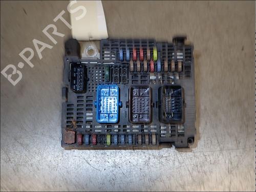 Used Fuse box Fuse box PEUGEOT 508 I (8D_) 1.6 THP (156 hp) 34389501 34389501