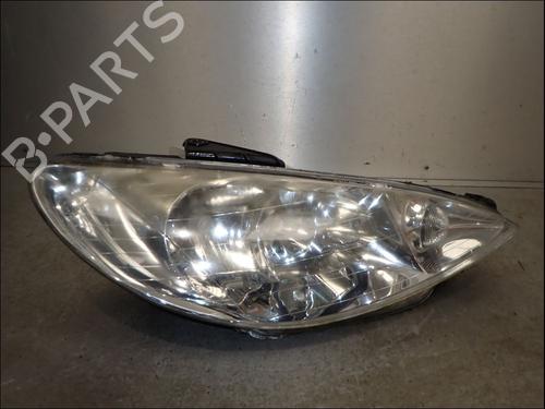 Used Right headlight Right headlight PEUGEOT 206 Hatchback (2A/C) 1.4 i (75 hp) 34262302 34262302