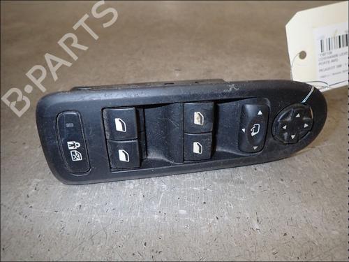 Used Left front window switch Left front window switch PEUGEOT 308 I (4A_, 4C_) 1.6 HDi (112 hp) 34036374 34036374