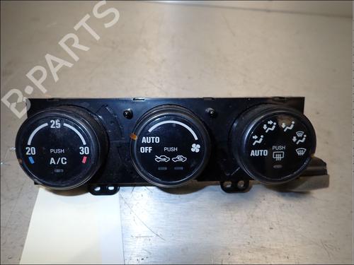Used Climate control Climate control SUZUKI GRAND VITARA I (FT, HT) 2.0 HDI 110 16V 4x4 (SQ420D, TD83V, JA420WD) (109 hp) 34027080 34027080