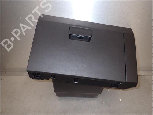 Used Glove box Glove box DACIA SANDERO III 1.0 TCe 90 (91 hp) 34034322 34034322