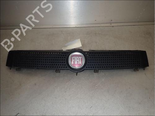 Grill Grill FIAT PANDA (169_) 1.2 (169AXF2A, 169AXF1A) (69 hp) 34013148 34013148