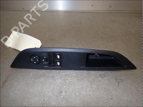 Used Left front window switch Left front window switch 34018133 34018133