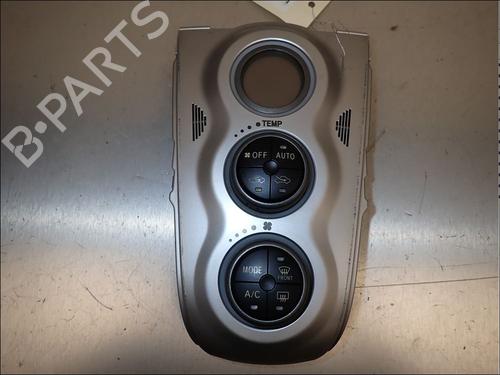 Used Climate control Climate control TOYOTA YARIS (_P9_) 1.4 D-4D (NLP90_, NLP90R) (90 hp) 34027932 34027932