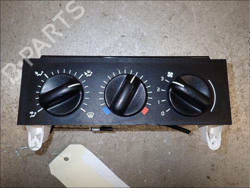 Used Climate control Climate control RENAULT CLIO I (B/C57_, 5/357_) 1.9 D (B/C/S576, B/C/S57L) (64 hp) 34026129 34026129