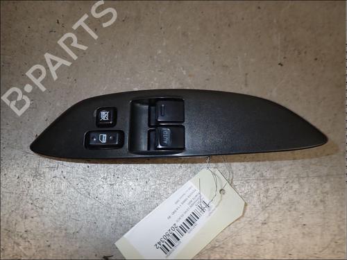 Used Left front window switch Left front window switch TOYOTA YARIS (_P1_) 1.4 D-4D (NLP10_, NLP10R) (75 hp) 34028228 34028228