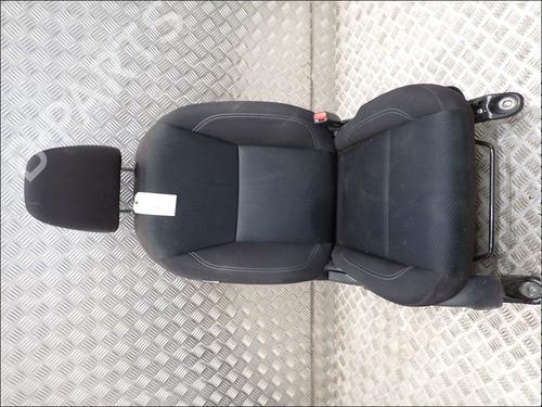 right-front-seat-nissan-navara-np300-pickup-d23-d23t-2014-34027114 main image