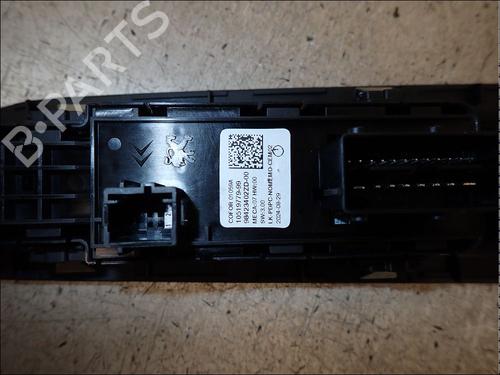 Left front window switch PEUGEOT 5008 II (MC_, MJ_, MR_, M4_) 1.2 Hybrid 136 (MRHPYC) | BP34014060I27 - Image 5