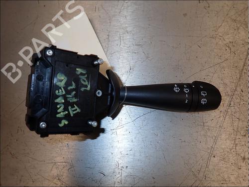 switch-dacia-sandero-ii-2012-34021579 main image