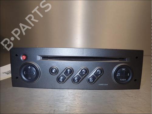 Used Radio Radio RENAULT SCÉNIC II (JM0/1_) 1.9 dCi (JM0G, JM12, JM1G, JM2C) (120 hp) 34020824 34020824