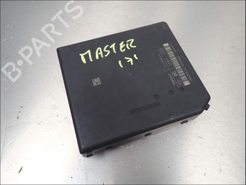 Fuse box RENAULT MASTER III Van (FV) 2.3 dCi 130 FWD (FV0M, FV0Y, FV0J, FV02, FV03) | BP39423047E1 - Image 2