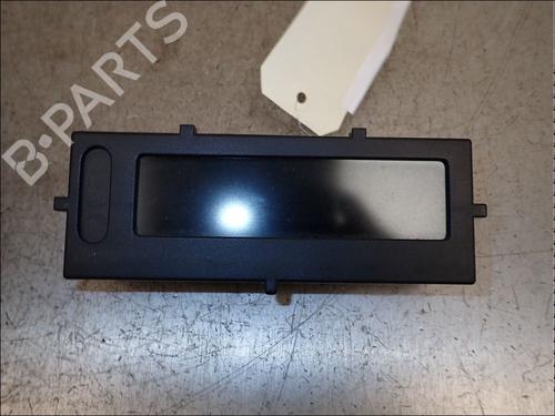 display-monitor-renault-megane-iii-hatchback-bz01_-b3_-2008-34010826 main image