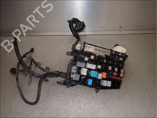 Used Fuse box Fuse box TOYOTA AVENSIS Estate (_T27_) 2.2 D-4D (ADT271_, ADT271R) (150 hp) 34029991 34029991