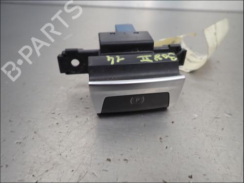Used Switch Switch PEUGEOT 308 II (LB_, LP_, LW_, LH_, L3_) 2.0 BlueHDi 150 (150 hp) 40462633 40462633