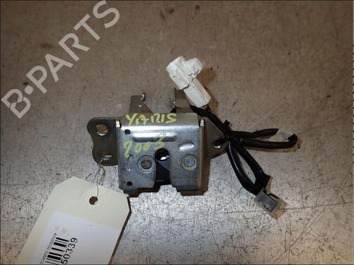 Used Tailgate lock Tailgate lock TOYOTA YARIS (_P1_) 1.0 (SCP10_, SCP10R) (65 hp) 34024241 34024241