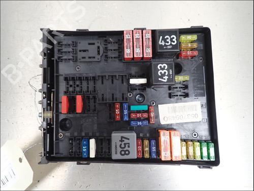 fuse-box-vw-golf-v-1k1-2003-2004-2005-2006-2007-2008-2009-2010-39942386 main image