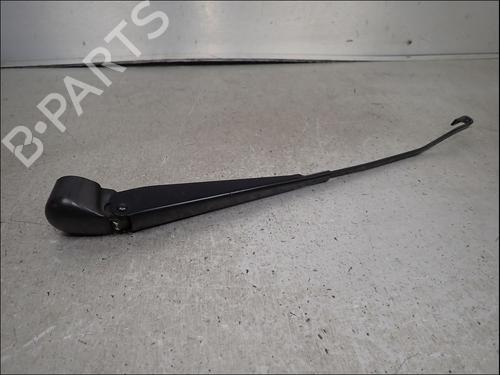 Used Rear windshield wiper arm Rear windshield wiper arm 37681827 37681827