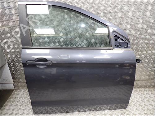 Used Right front door Right front door 36898886 36898886