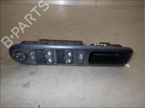 Used Left front window switch Left front window switch PEUGEOT 3008 I MPV (0U_) 1.6 HDi (112 hp) 34018446 34018446