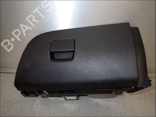 Used Glove box Glove box 36832190 36832190