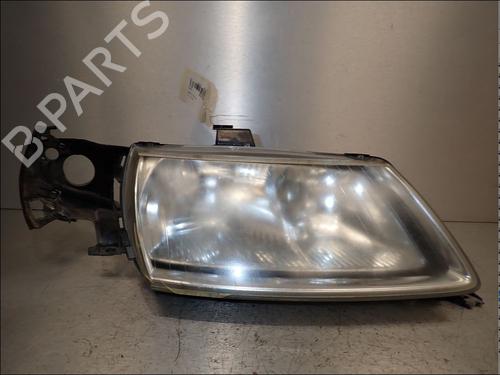 Used Right headlight Right headlight SAAB 9-5 (YS3E) 2.2 TiD (120 hp) 34027407 34027407