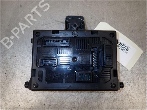 fuse-box-renault-clio-iii-br01-cr01-2005-2006-2007-2008-2009-2010-2011-2012-2013-2014-34017479 main image
