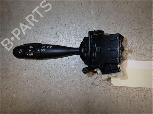 Forlygtekontakt Forlygtekontakt TOYOTA YARIS (_P1_) 1.4 D-4D (NLP10_, NLP10R) (75 hp) 34016970 34016970