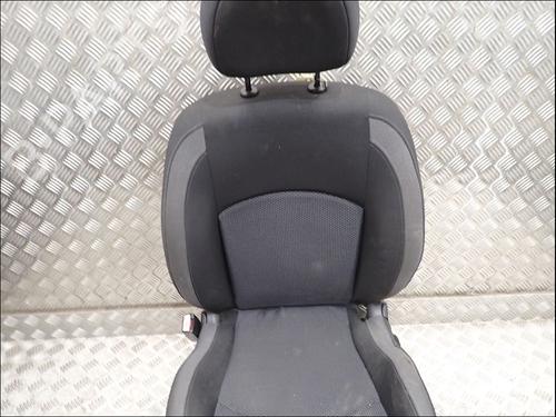 Left front seat PEUGEOT 206+ (2L_, 2M_) 1.4 HDi eco 70 | BP39972609C15 - Image 3