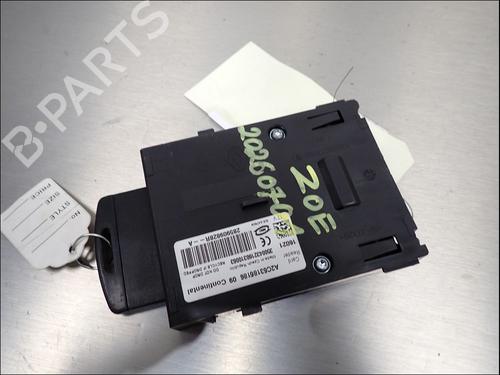 Card reader RENAULT ZOE (BFM_) ZOE | BP38743700E4 - Image 2