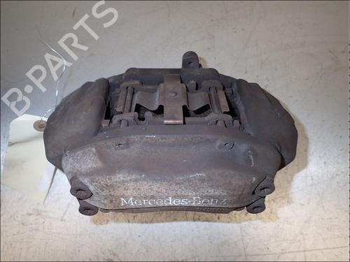 Used Left front brake caliper Left front brake caliper MERCEDES-BENZ S-CLASS (W220, V220) S 320 CDI (220.025, 220.125) (204 hp) 34020896 34020896