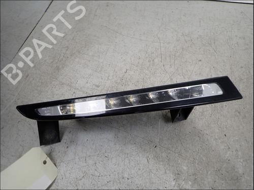 left-front-fog-light-renault-megane-iii-hatchback-bz01_-b3_-2008-36692863 main image