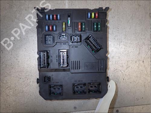 Used Fuse box Fuse box PEUGEOT 206 Hatchback (2A/C) 1.1 i (60 hp) 34027947 34027947