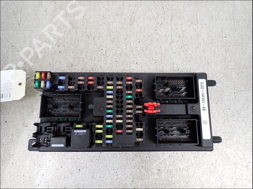 Used Fuse box Fuse box 36518338 36518338