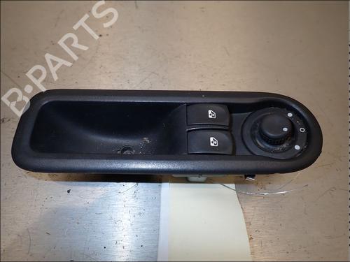 Used Left front window switch Left front window switch RENAULT TWINGO II (CN0_) 1.2 16V (CN04, CN0B) (75 hp) 34019908 34019908