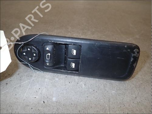 Used Left front window switch Left front window switch PEUGEOT 308 I (4A_, 4C_) 1.6 HDi (90 hp) 34014157 34014157