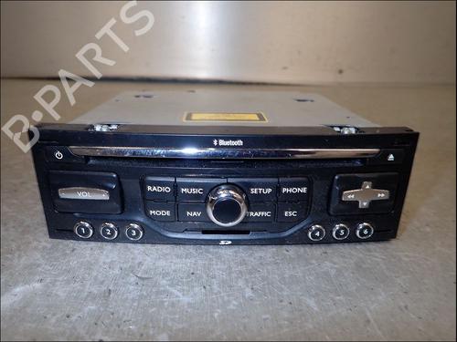 Used Radio Radio 37507557 37507557