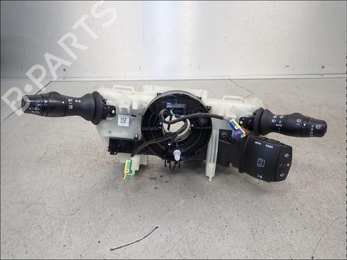 Used Headlight switch Headlight switch RENAULT MEGANE III Grandtour (KZ0/1) 1.5 dCi (KZ09, KZ0D, KZ1G, KZ29, KZ14, KZ1W, KZ10, KZ1F,... (110 hp) 34015647 34015647