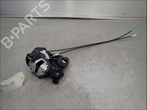 front-right-lock-toyota-verso-_r2_-2009-2010-2011-2012-2013-2014-2015-2016-2017-2018-37281827 main image