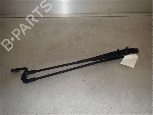 Used Front windshield wiper arm Front windshield wiper arm PEUGEOT 107 (PM_, PN_) 1.0 (68 hp) 34016958 34016958
