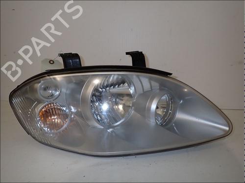 Used Right headlight Right headlight SSANGYONG RODIUS I 2.7 Xdi 4WD (165 hp) 34019697 34019697