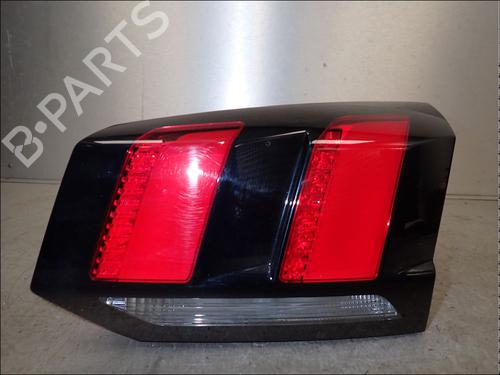 Used Right tailgate light Right tailgate light PEUGEOT 5008 II (MC_, MJ_, MR_, M4_) 1.2 Hybrid 136 (MRHPYC) (136 hp) 34029625 34029625