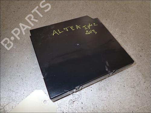 Fuse box SEAT ALTEA (5P1) 2.0 TDI 16V | BP34013061E1 - Image 3