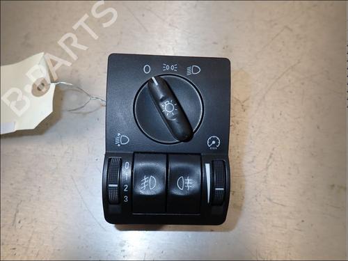 Used Headlight switch Headlight switch OPEL CORSA C (X01) 1.4 (F08, F68) (90 hp) 34023401 34023401